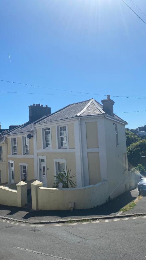 The Bonting Beautiful Three Bed Townhouse Near Harbour And Beach Torquay Eksteriør billede
