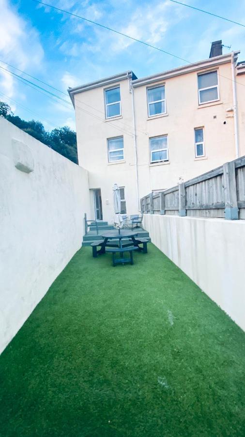 The Bonting Beautiful Three Bed Townhouse Near Harbour And Beach Torquay Eksteriør billede