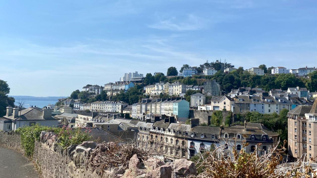 The Bonting Beautiful Three Bed Townhouse Near Harbour And Beach Torquay Eksteriør billede