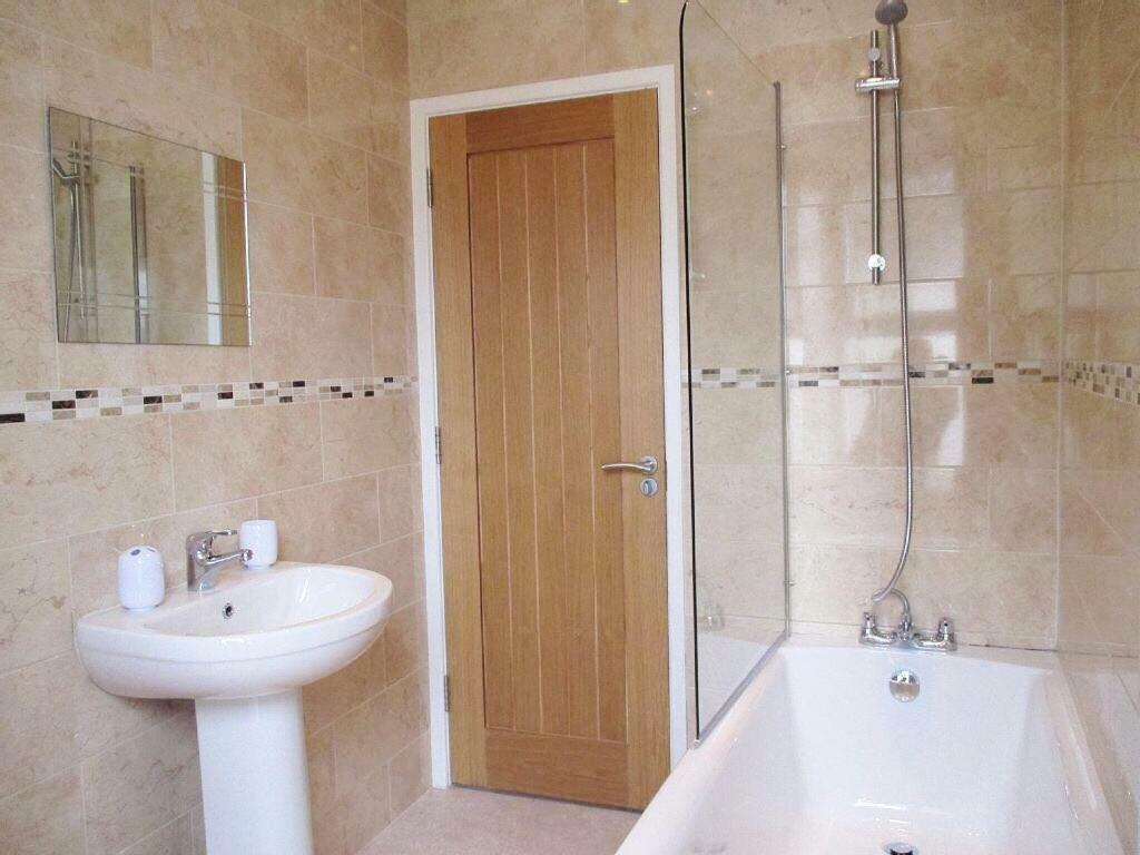 The Bonting Beautiful Three Bed Townhouse Near Harbour And Beach Torquay Eksteriør billede
